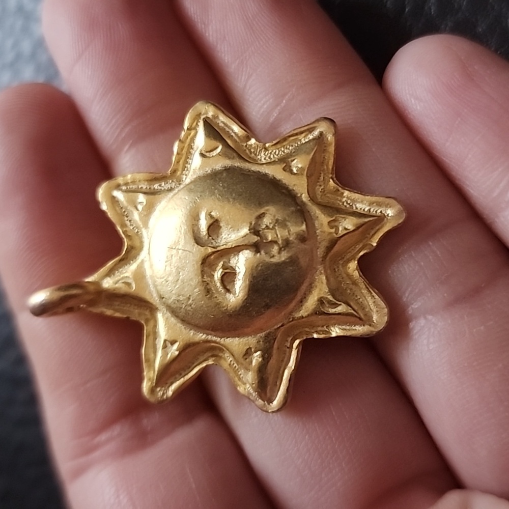 Sun pendant